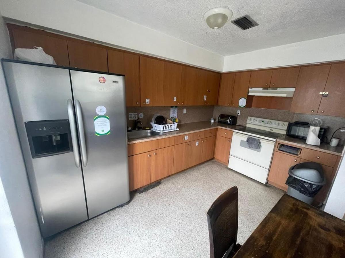 Miami House Hotel Bagian luar foto
