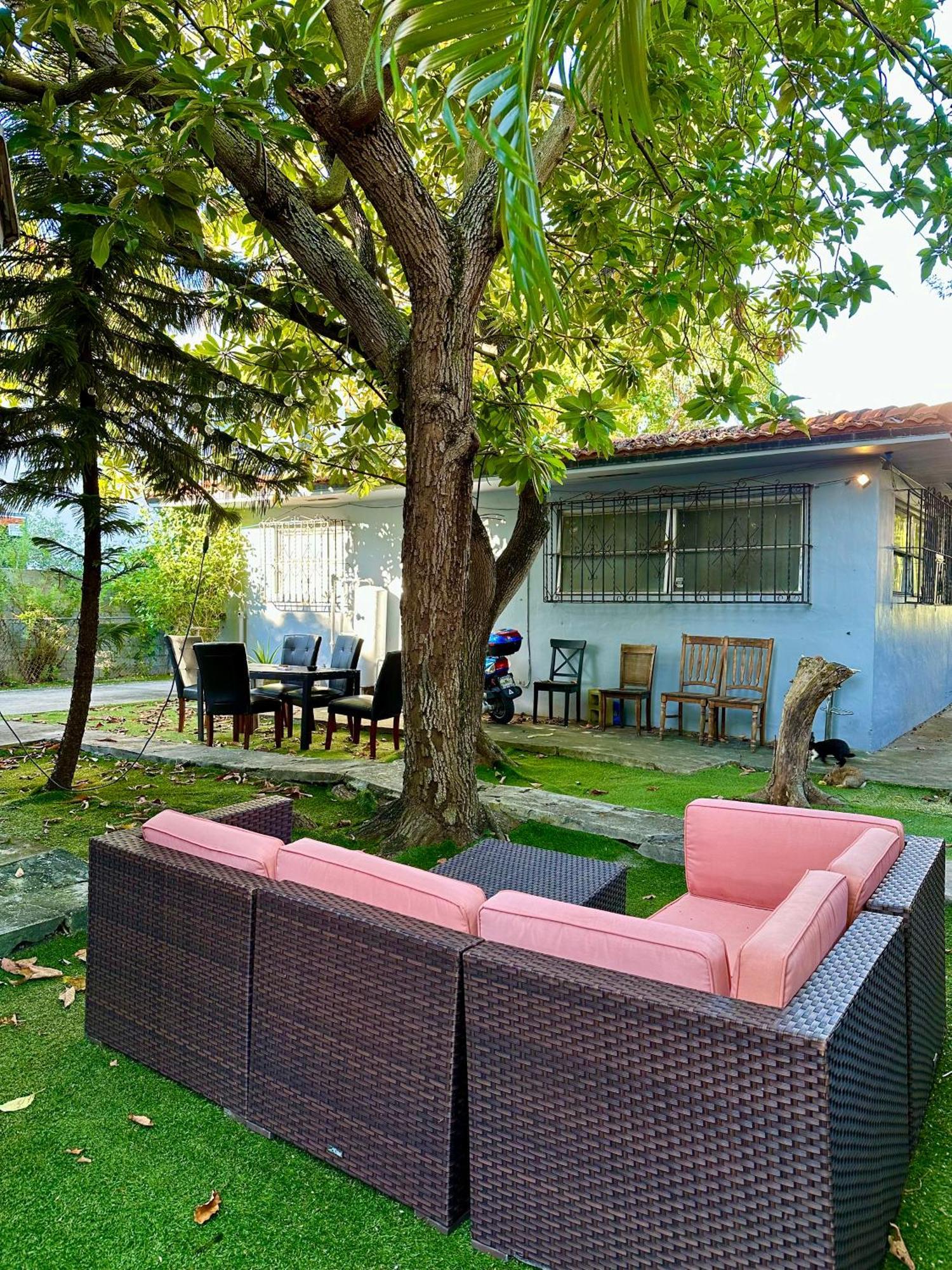 Miami House Hotel Bagian luar foto